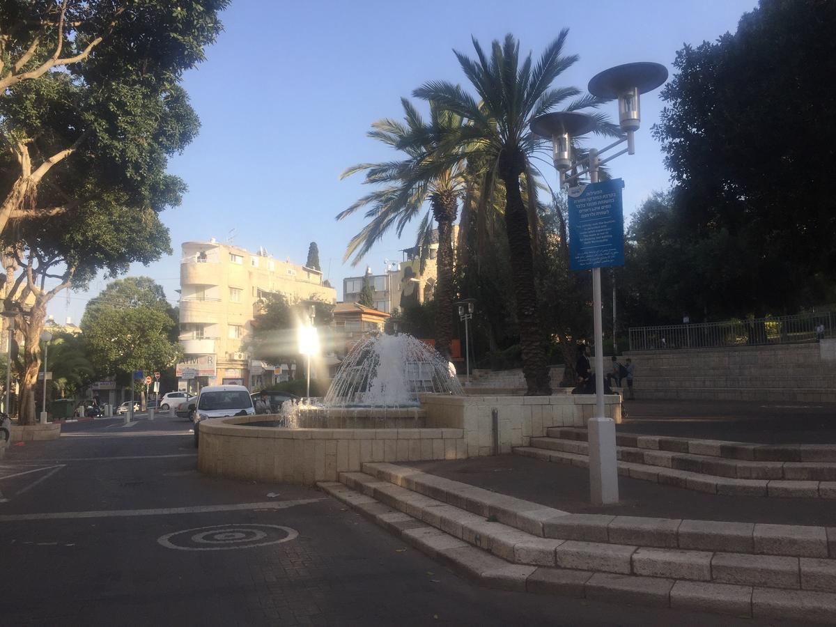 Space Place Haifa Eksteriør billede