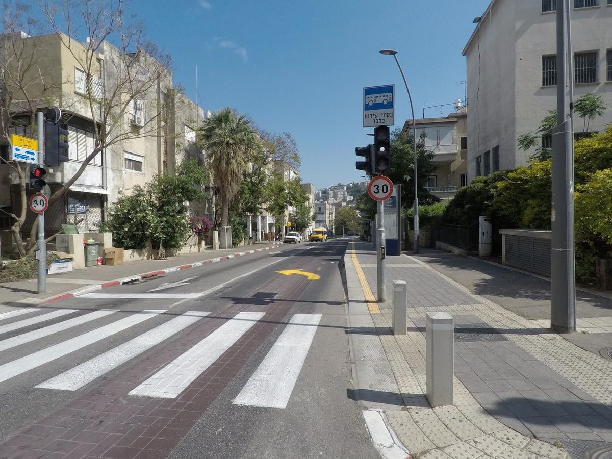 Space Place Haifa Eksteriør billede